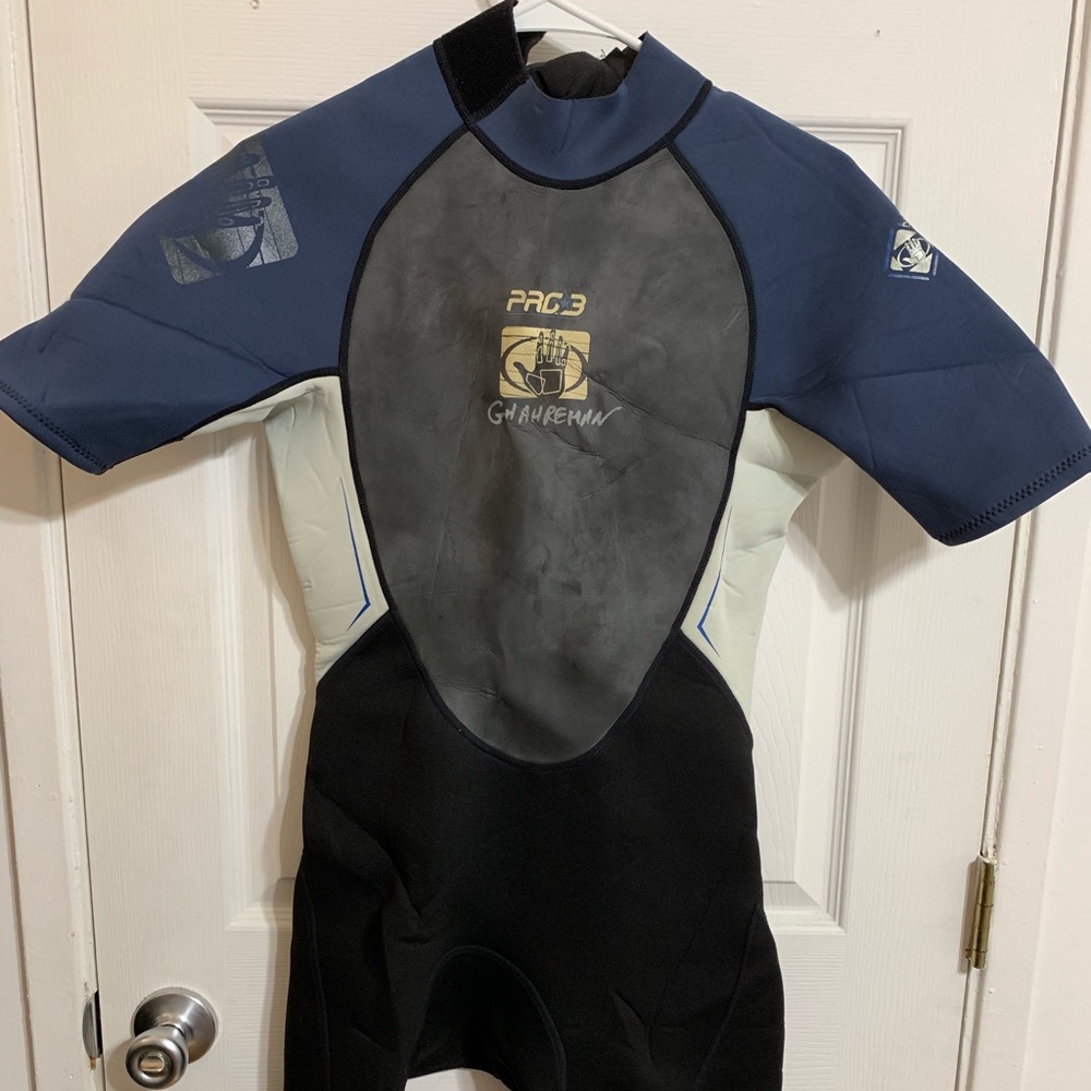 Bodyglove Pro 3 Shorty Men’s Wetsuit Size M